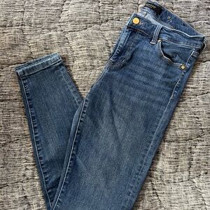 Liverpool Los Angeles Women’s Abby Mid-Rise Ankle Skinny Jean